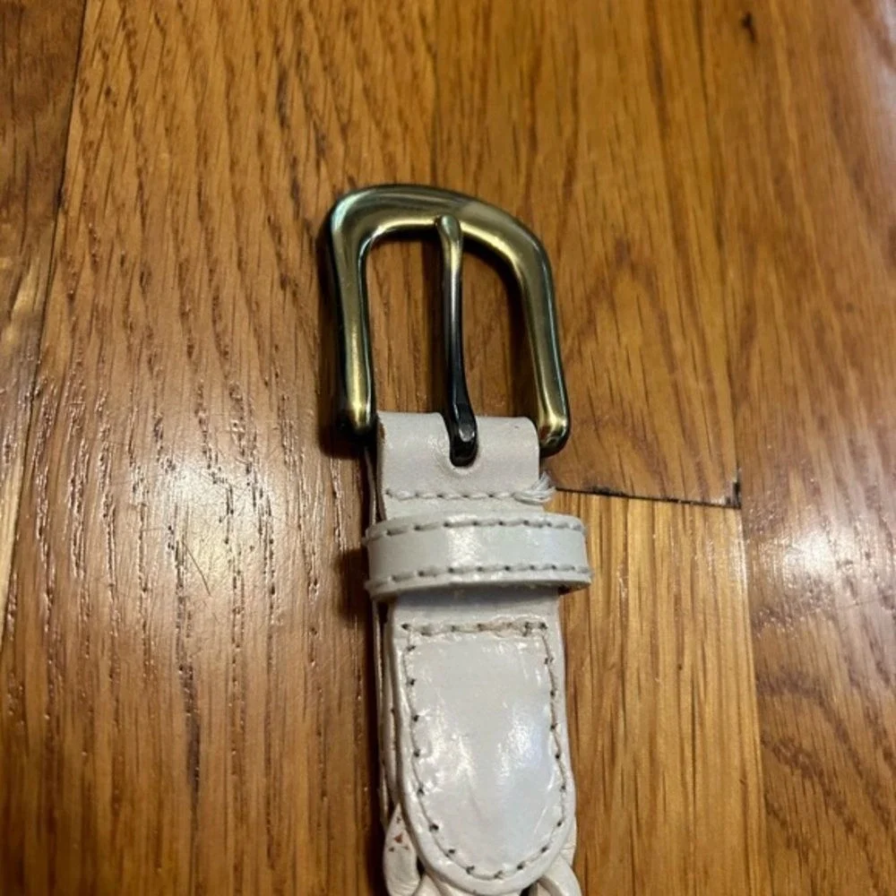 Vintage Liz Claiborne white leather braided belt, extra‎ long large 47 inches.